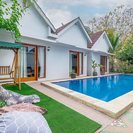 Lahi Villa Batununggul Bagian luar foto