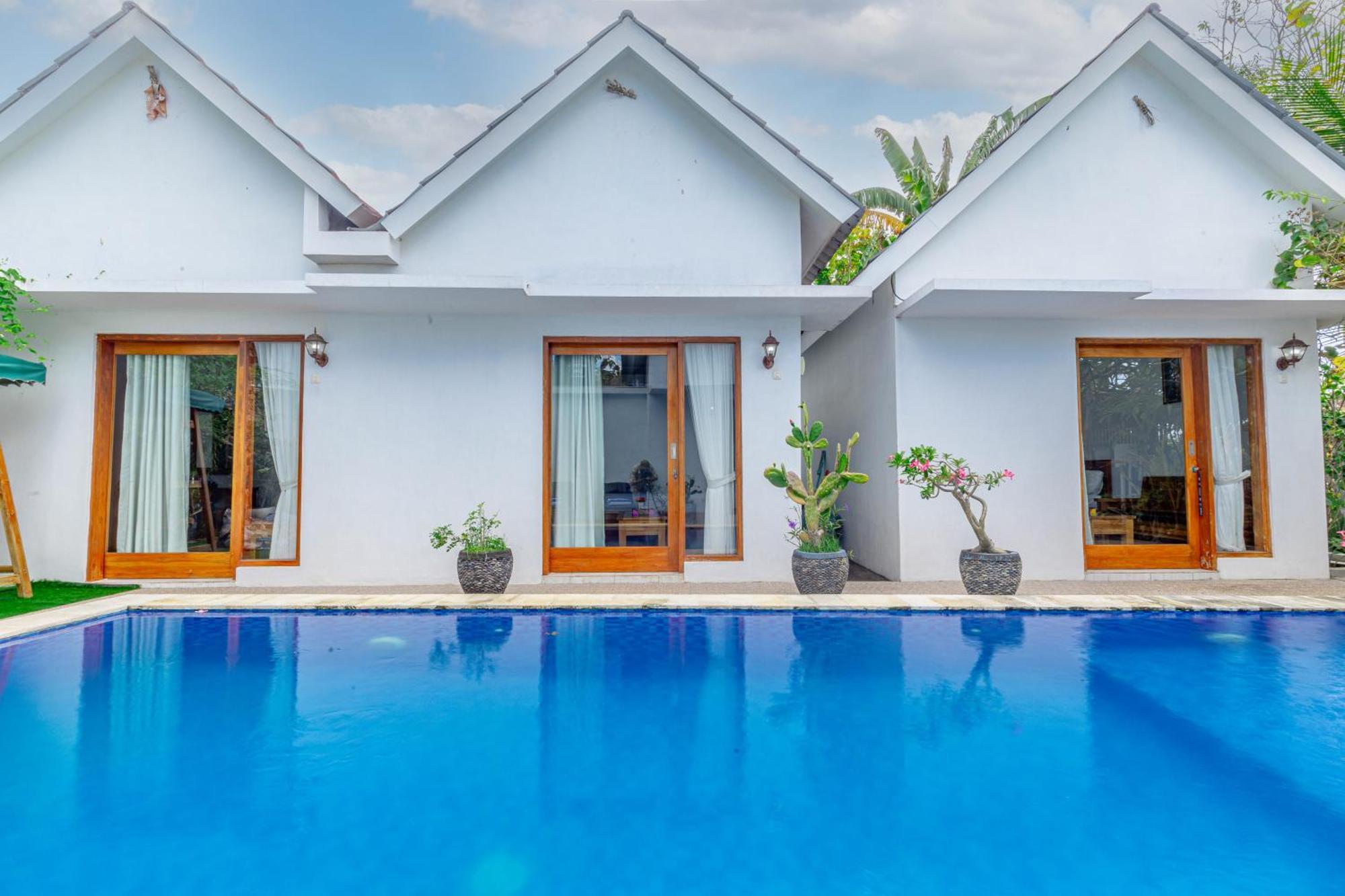 Lahi Villa Batununggul Bagian luar foto